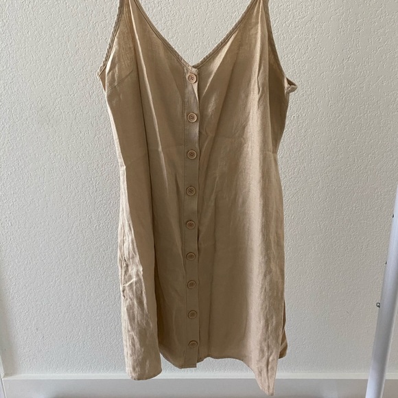 Forever 21 Dresses & Skirts - Tan summer dress